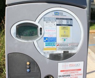 Парковочный автомат в Италии